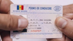Verișorul lui Vladimir Andronachi, reţinut într-un dosar de corupţie cu permise de conducere